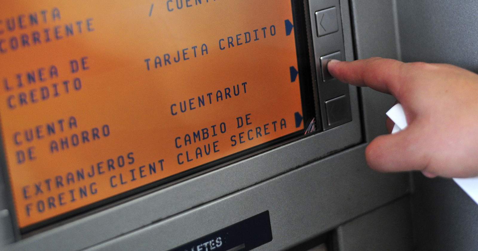 Pantalla de cajero automático de BancoEstado