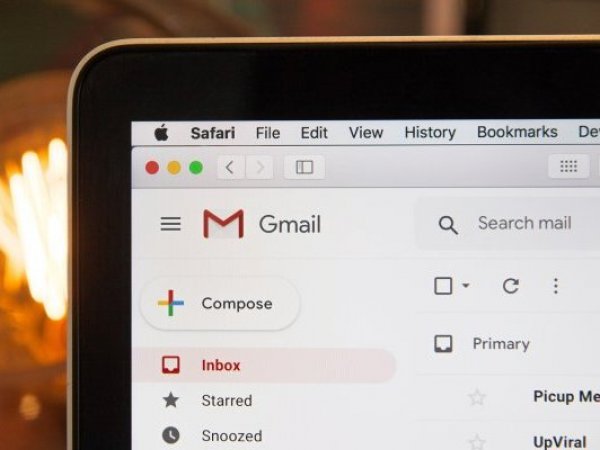 Gmail abierto en un computador.