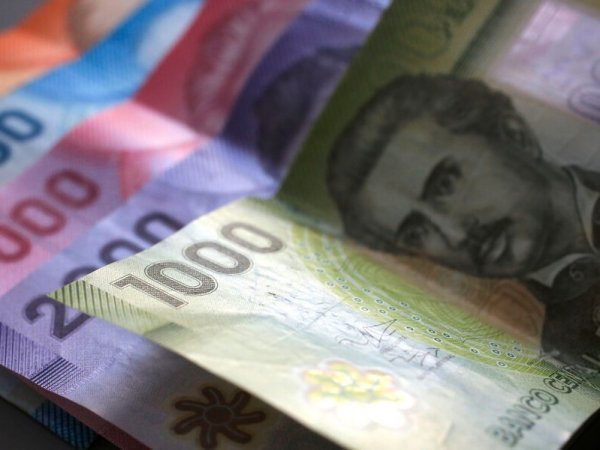 Billetes de mil, 2 mil, 5 mil, 10 mil y 20 mil pesos.