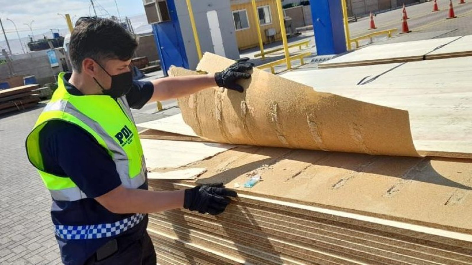 Incautación de cocaína en Puerto de Arica