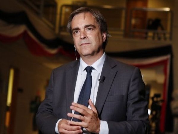 Senador Luciano Cruz Coke.