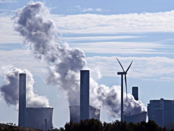 Contaminación. Fábrica. Daño a la salud.