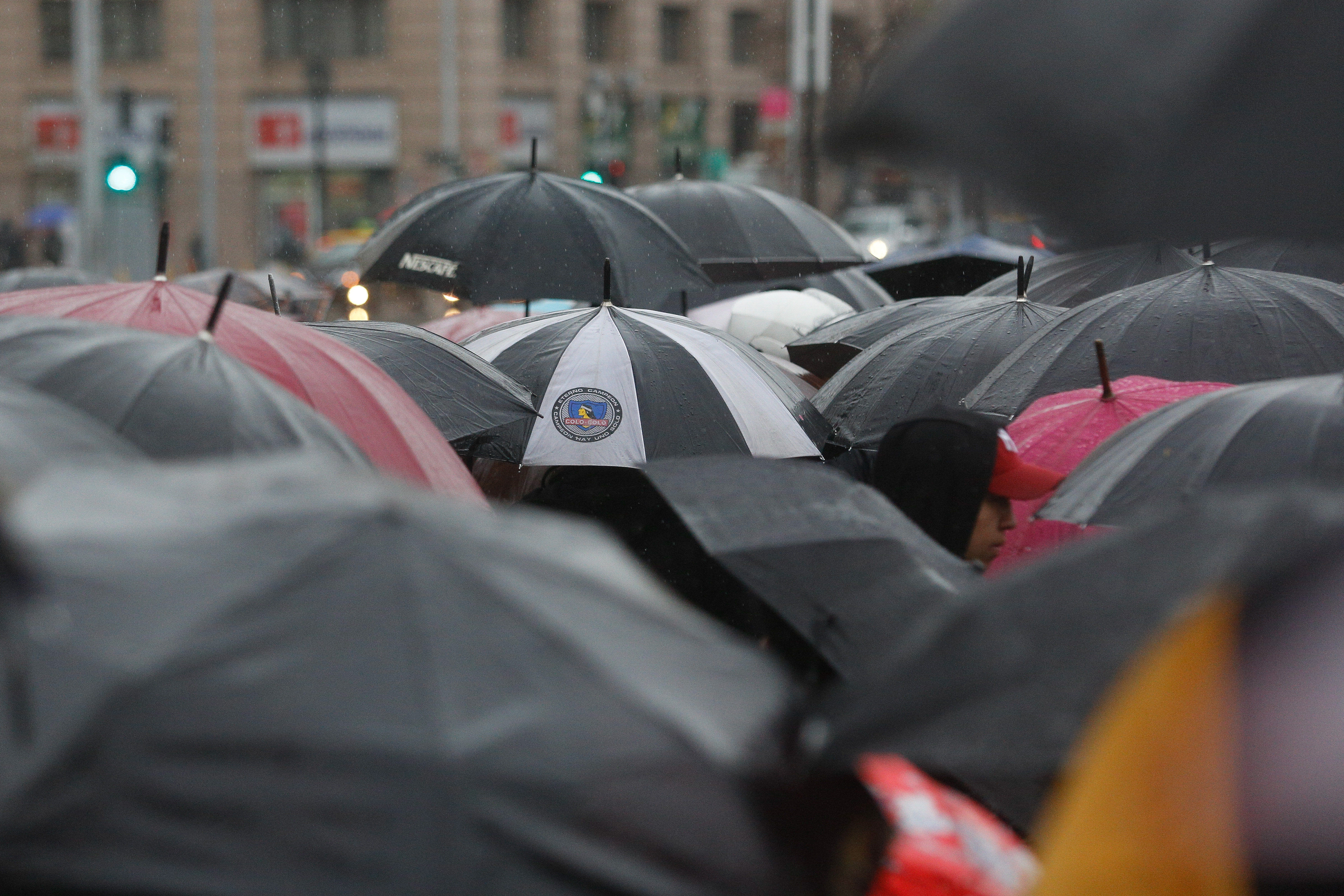 Lluvia en Santiago. Iván Torres.