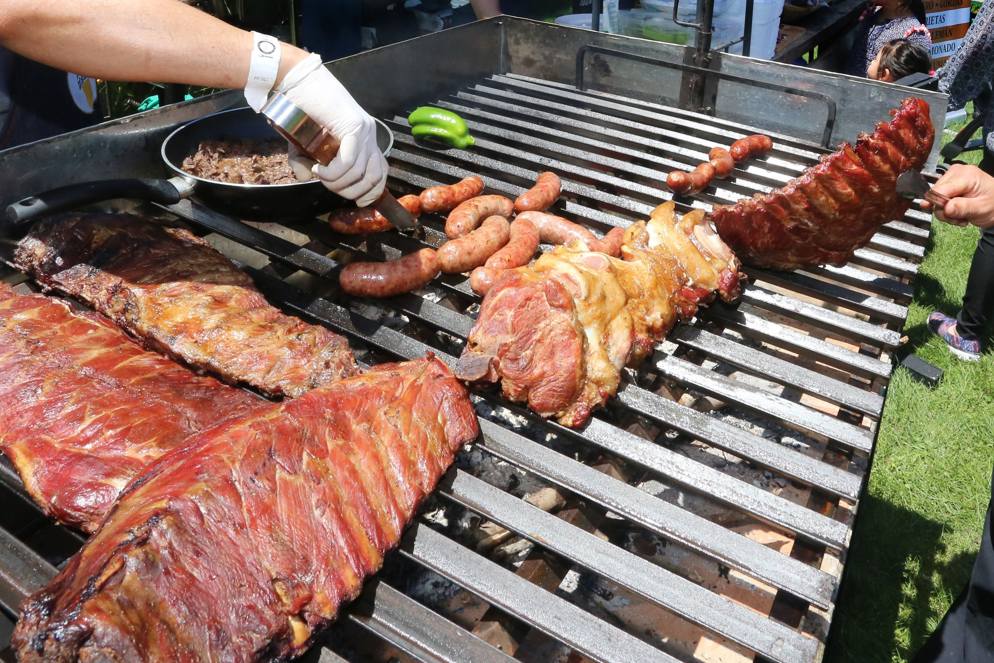 Fiestas Patrias chorizos no a mascotas.