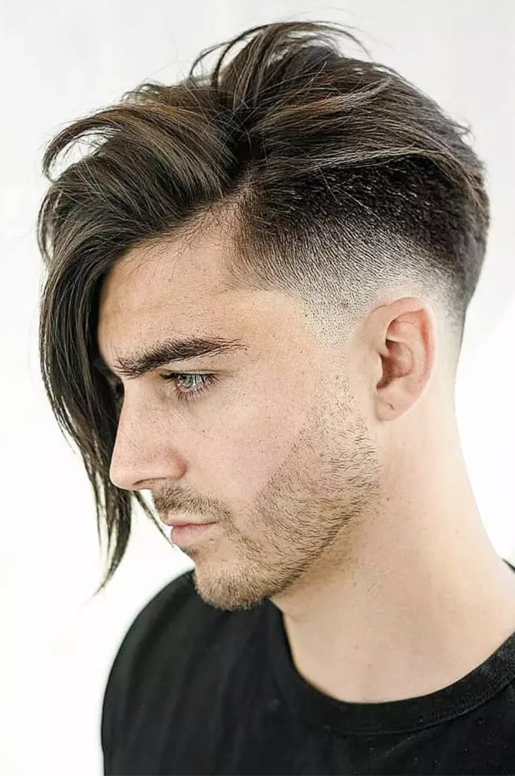 Corte de pelo taper de lado