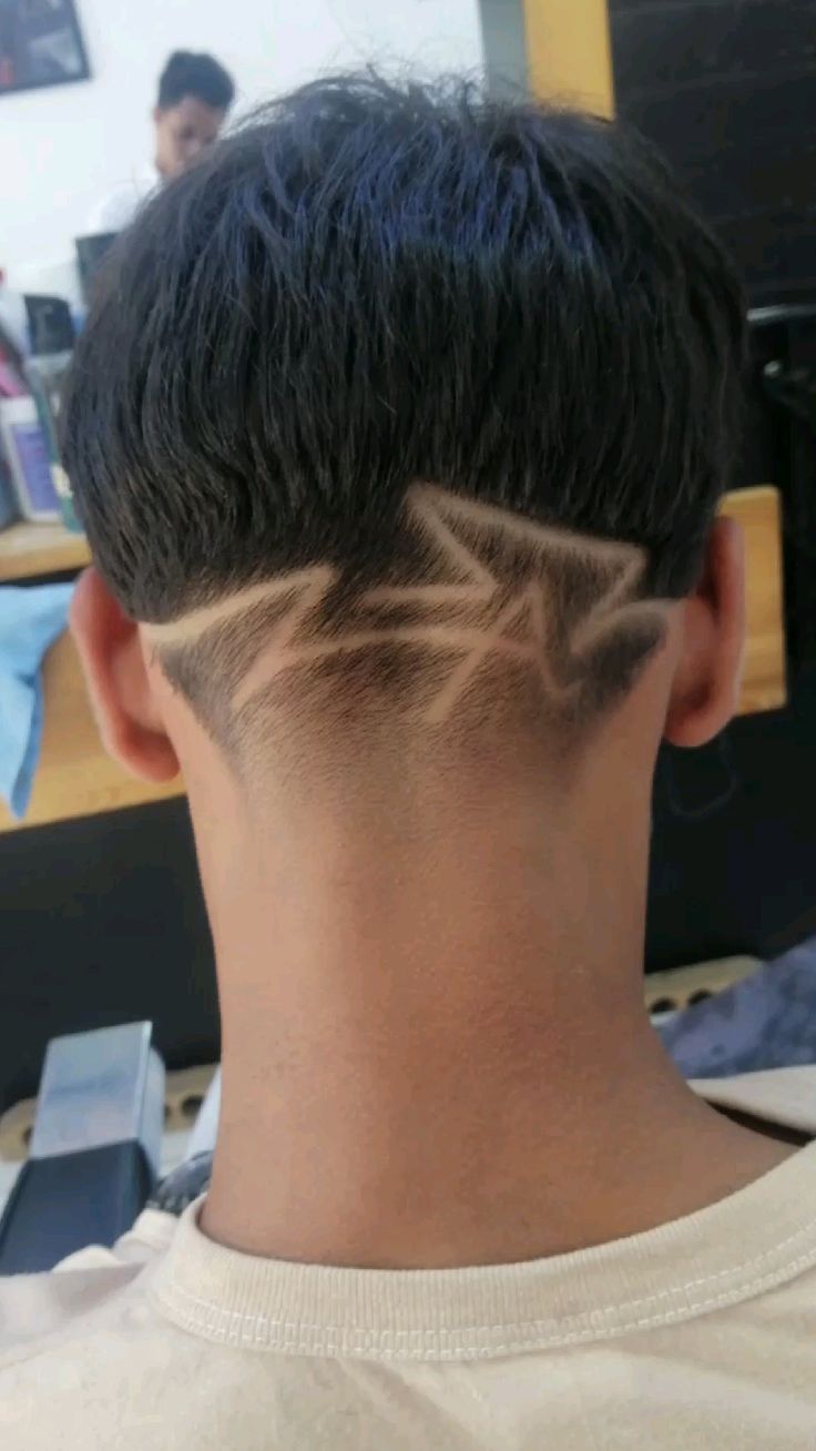 Taper fade con diseños