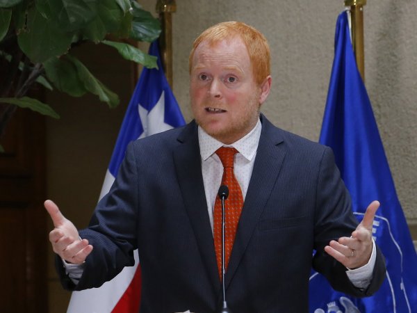 Rojo Edwards apuesta para 