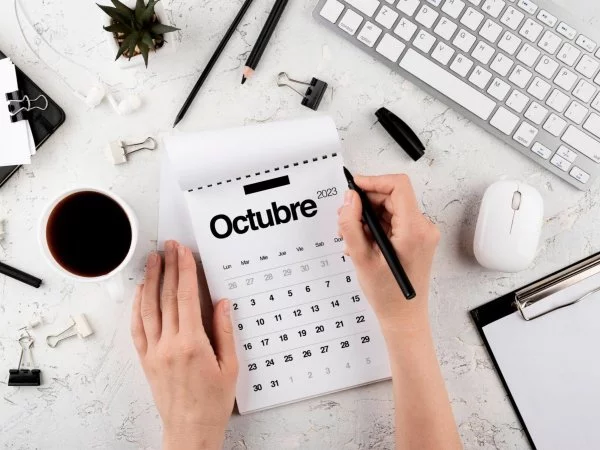 Calendario de octubre. Feriados Chile 2023. Feriados de octubre.