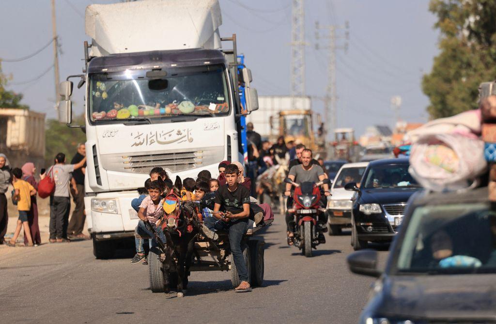 Palestinos se van al sur de Gaza