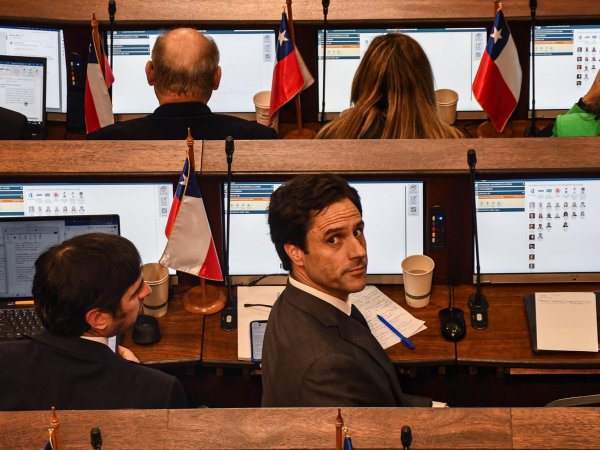 Inicia trabajo de comisión mixta con mayoría de oposición