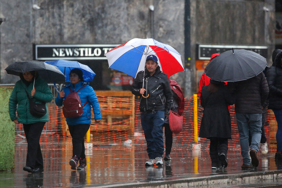 Lluvia en Santiago