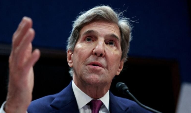 Efemérides de hoy 11 de diciembre. John Kerry.