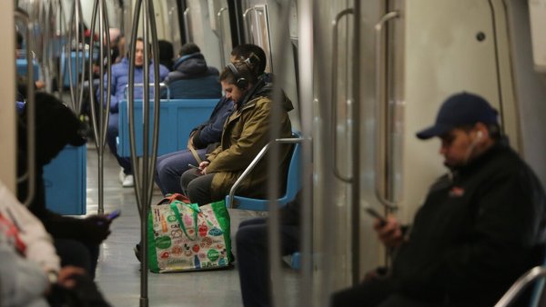 Metro de Santiago Plebiscito 2023.