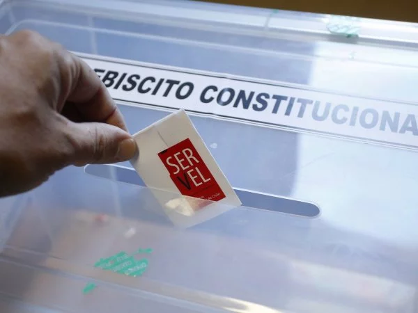 Así va la votación en el extranjero
