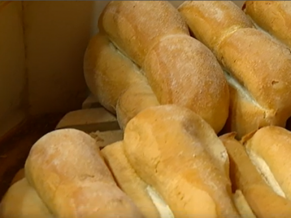 Posible colusión en el precio del pan.