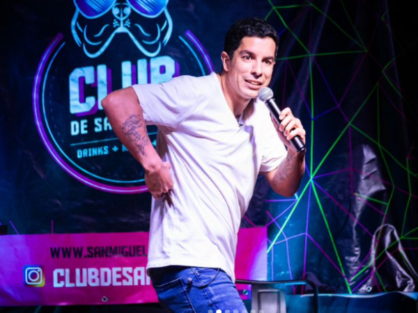 Vicho Viciani, humorista del Festival del Huaso de Olmué 2024.