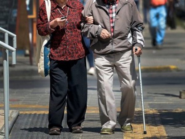 Bonos para adultos mayores: ¿Qué beneficios pueden recibir?