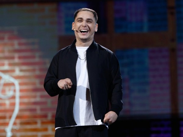 Lucho Miranda actuando en el Festival de Viña del Mar