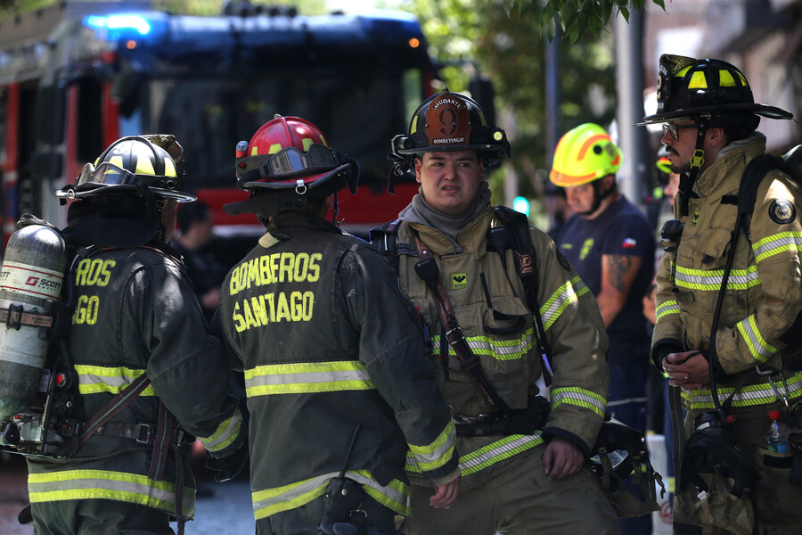 Aton/ Cuerpo de Bomberos de Santiago