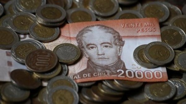 Calcula cuánto puedes obtener si pides el autopréstamo de AFP