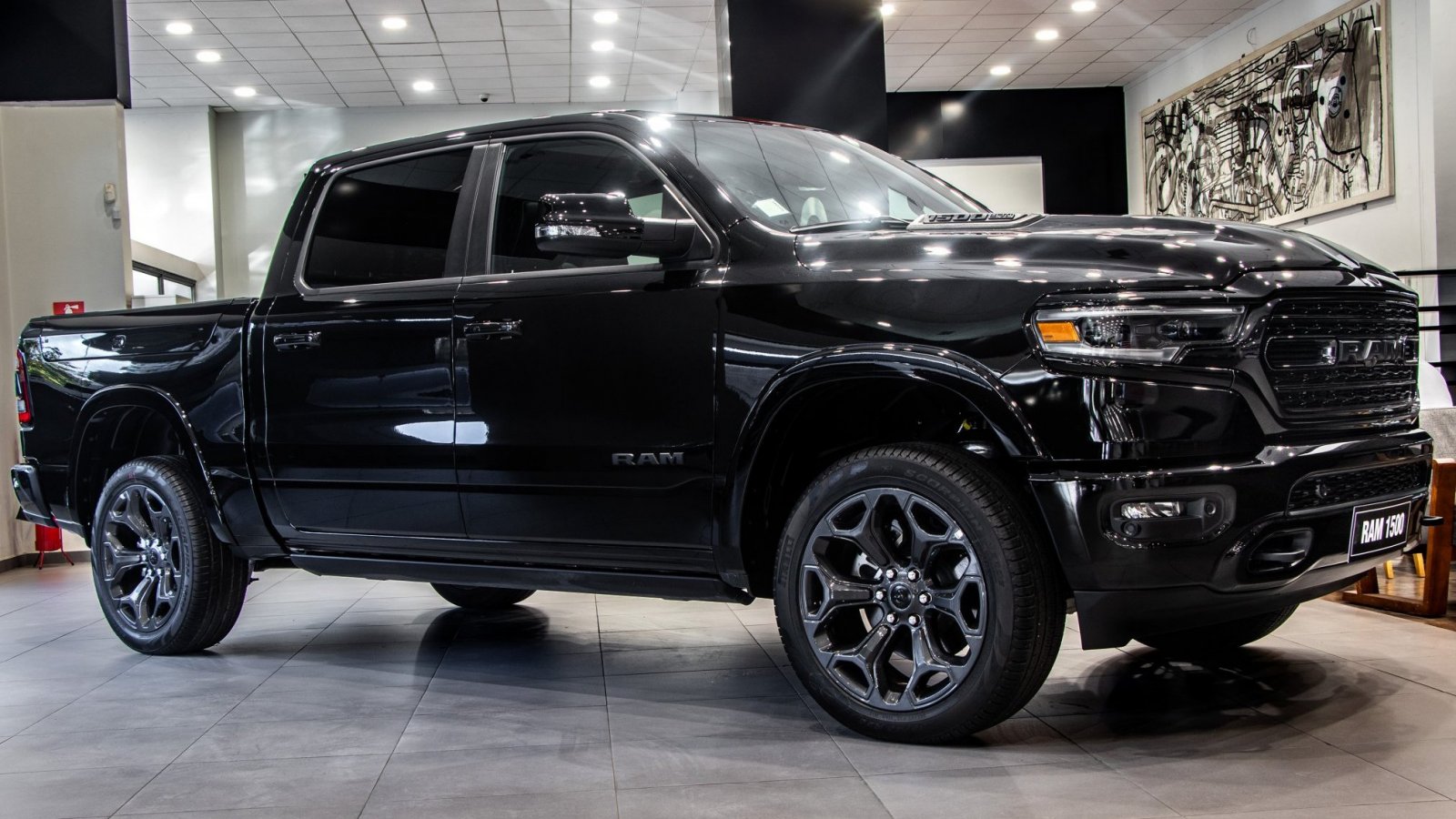 RAM 1500 Limited Night Edition fue presentada en Chile