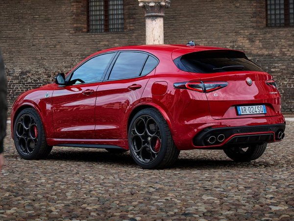 Alfa Romeo lanza promociones en sus modelos Stelvio Veloce y Giulia Veloce
