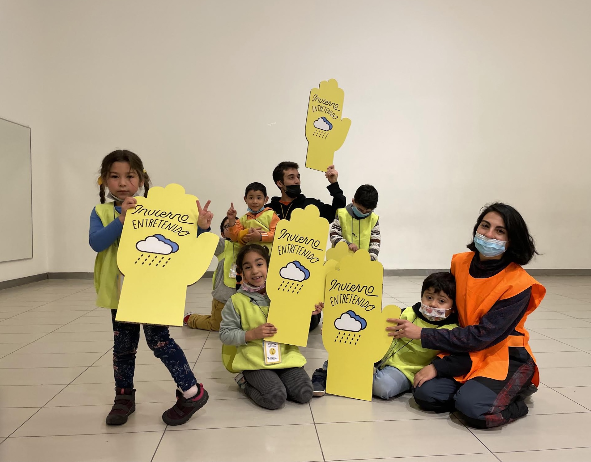 Niños vacaciones de invierno en lo barnechea