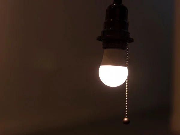 Ampolleta. Luz. Bolsillo Familiar Electrónico. Subsidio Eléctrico.