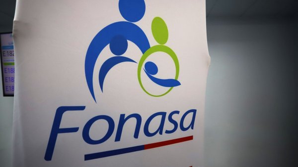 Cartel de Fonasa. Excedentes de FONASA consulta con RUT
