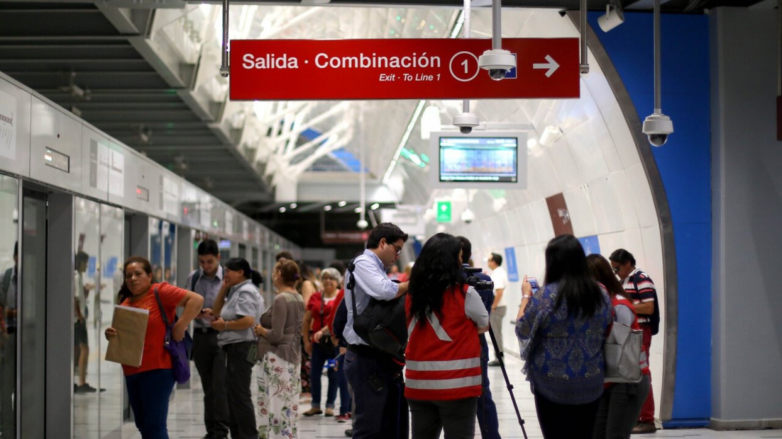 MetroChat. Metro de Santiago.