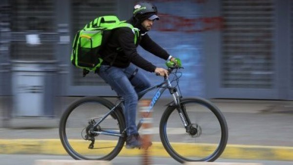 Cuatro empresas de delivery recibieron un oficio del Servicio Nacional del Consumidor por cómo aparecen y calculan las propinas en estas aplicaciones