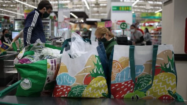 Comercio. Feriados Chile 2024. Feriados agosto