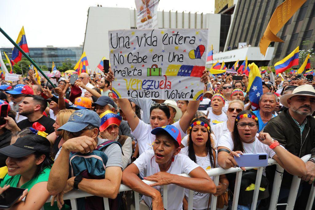 Venezolanos