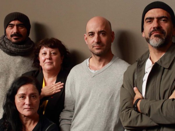 Fotografía del Festival Puerto de Ideas Biobío 2024 en Concepción, Chile, con homenaje a Gabriela Mistral y Fernando Milagros.