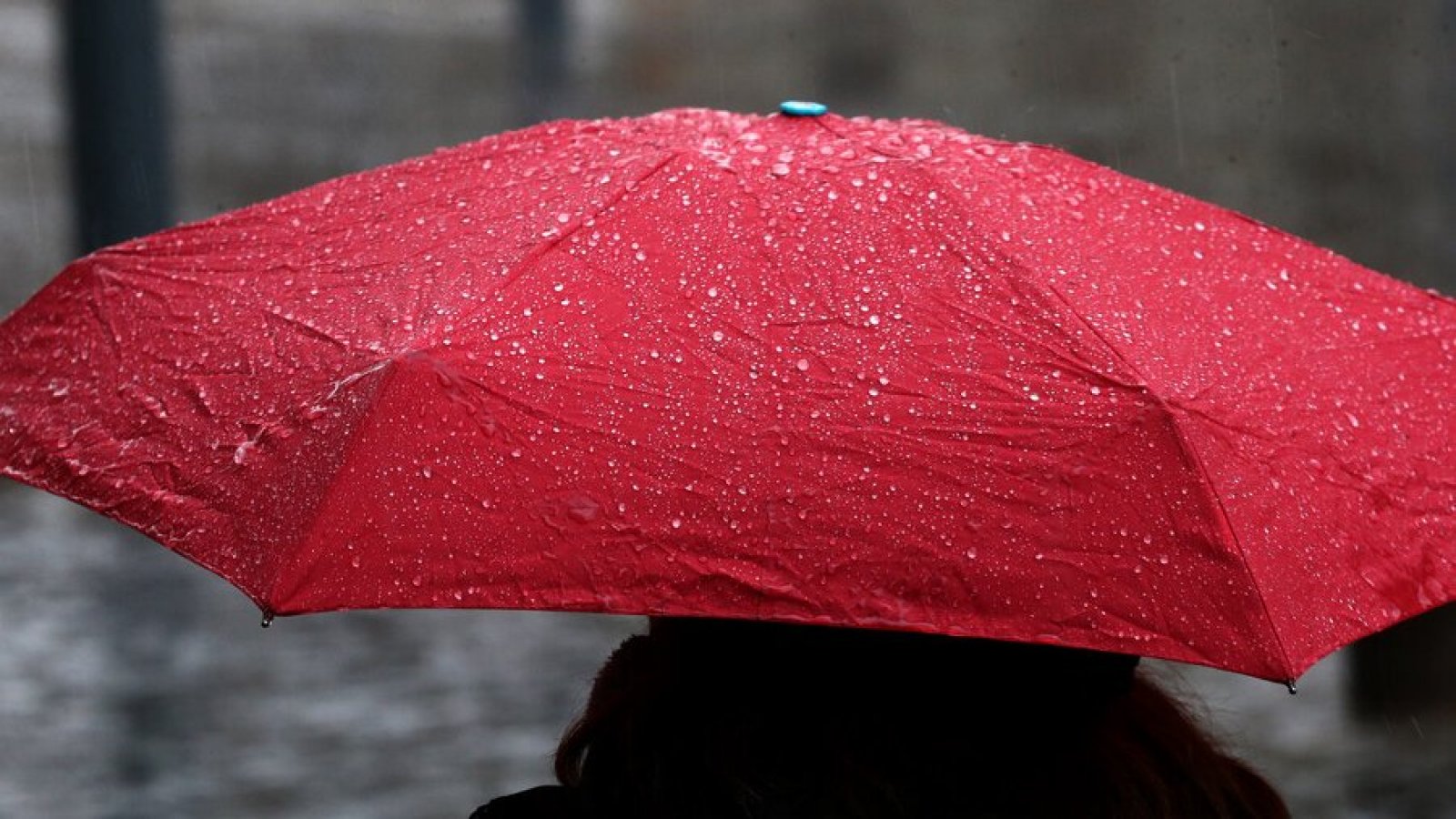 Lluvia en Santiago.