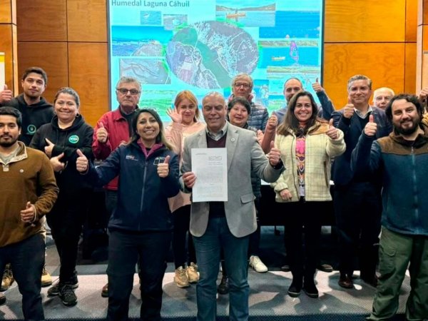 Ceremonia de constitución del Comité Comunal de Humedales en Pichilemu.