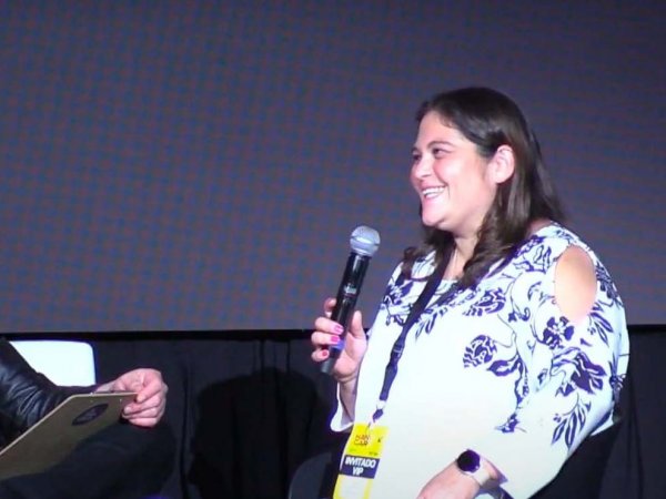 Marta Lorenzini durante su charla en Hangar 360°.