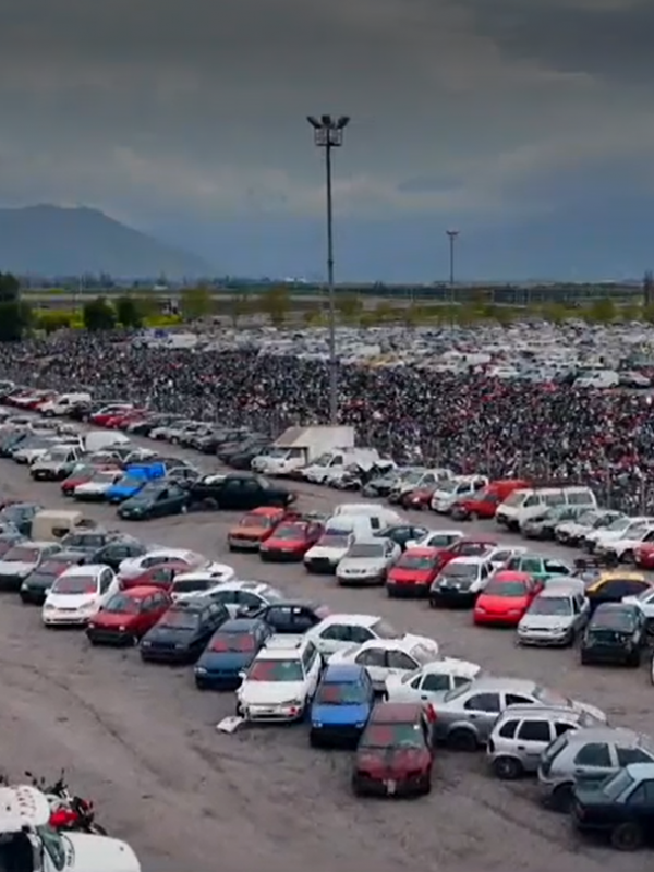 Aparcaderos: el enigma de los autos abandonados