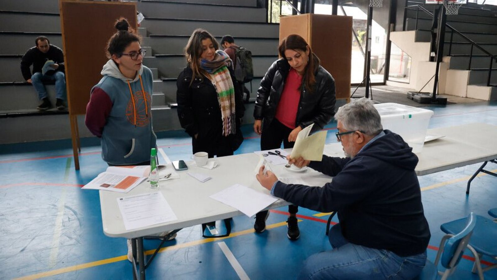 Vocales de mesa reemplazantes