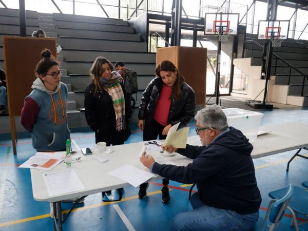 Vocales de mesa reemplazantes