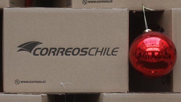 Correos de Chile. Apadrinar carta 2024 Navidad.