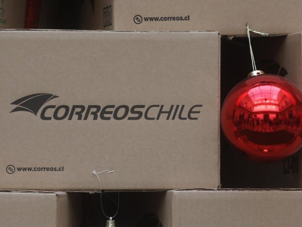 Correos de Chile. Apadrinar carta 2024 Navidad.