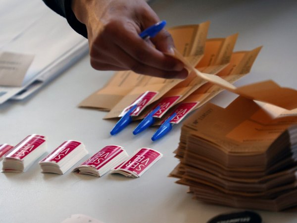 Servel. cambio de domicilio.