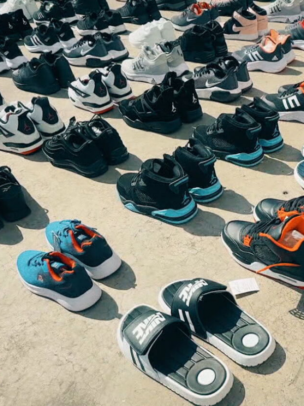 Falsificaciones: se enriquecen mientras nos empobrecen