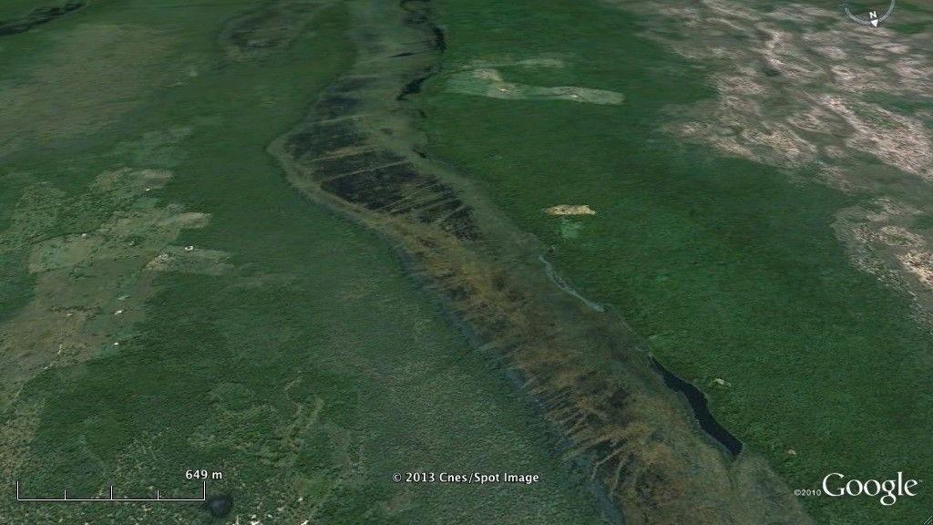 ilustración satelital de los canales de pesca encontrados en Belice por un grupo de científicos estadounidenses.