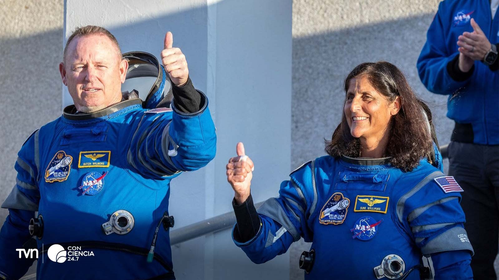 Astronautas en la Estación Espacial Internacional durante una misión prolongada.