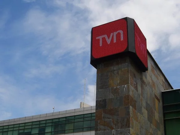 Frontis de TVN