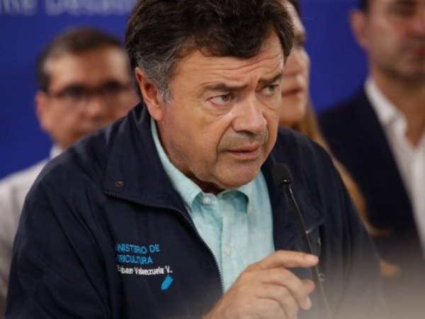Ministro Esteban Valenzuela