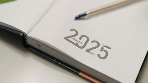 Calendario feriados 2025