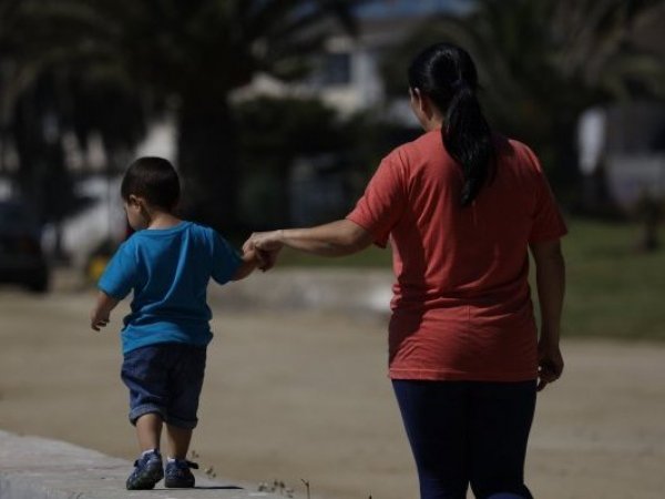 Madre junto a su hijo